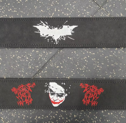 Why So Serious – Bestickter Gym Lever-Gürtel